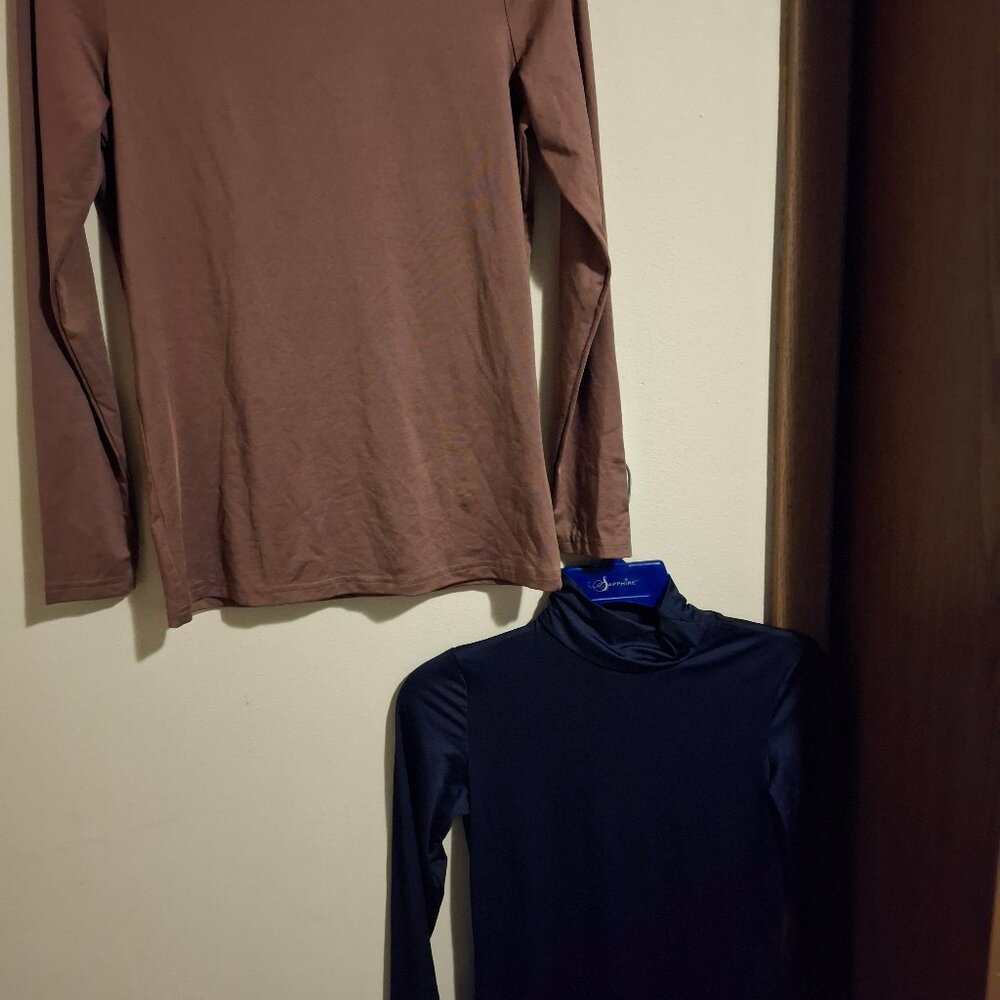 TURTLE NECK BUNDLE x 2